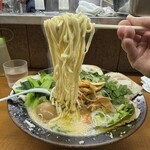 屋台ラーメン とんこつ貴生 - 