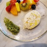 スラッシュカフェアンドバー 川崎 - 
