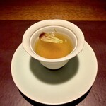 アカ - ①生ハムスープ、蕗のとうの香り