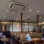 和食さと - 店内