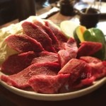 焼肉工房炭炭亭 - ( ；´肉｀)白肉苦手なわたしに赤身いっぱい♡ 焼くよ〜♪