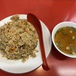 餃子と大衆中華 まるい飯店 - 