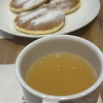 KEY'S CAFE  福岡千早店 - オレンジジュースかな？