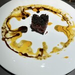 Giovanni - 馬肉と牛肉のリブロースのタルタル