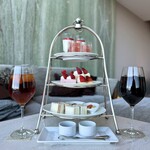 テラスラウンジ - ドリンク写真:◆ 苺のアフタヌーンティーセット 2名様分 5,800円/税込