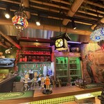 タイ屋台 999 - キッチュな内装の店内、何処もかしこも可愛くて写真撮りまくり⋆꙳