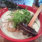 【一乗寺どろラーメン】７５０円