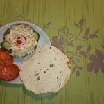 インド料理専門店 クシュクシュ - チキンテッカ・ババド・サラダ