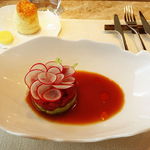 Jean-Georges Tokyo - 本マグロのタルタル仕立て アボカド、ラディッシュ、 ジンジャードレッシング