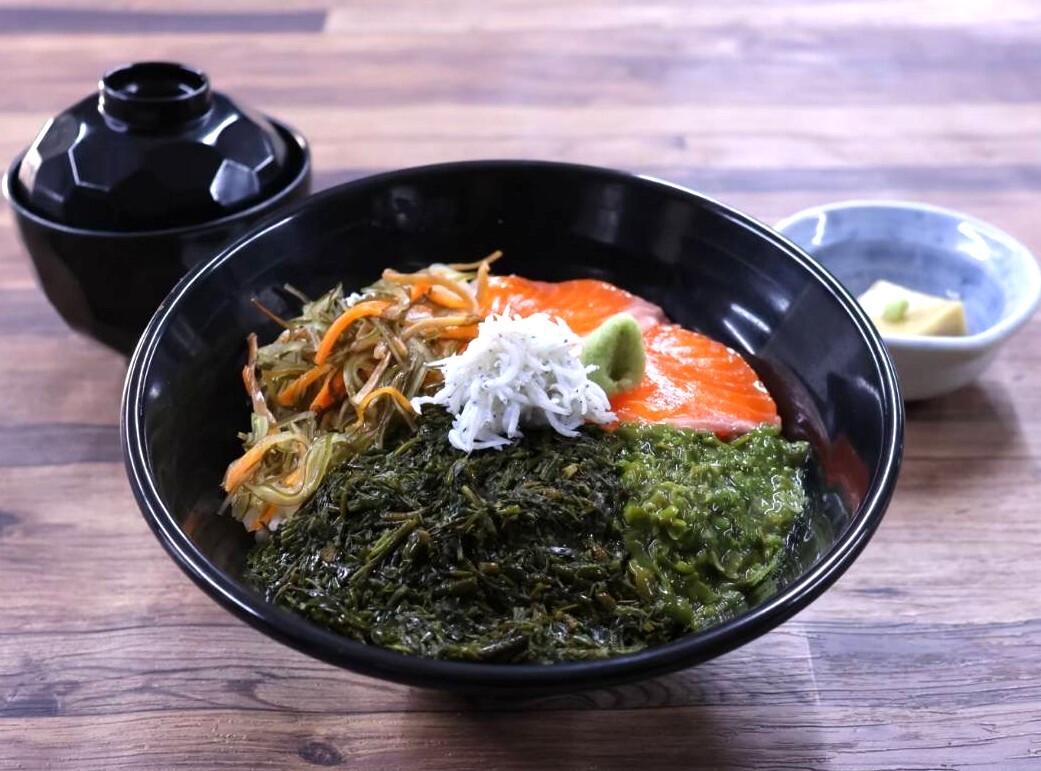 写真 : 和食バル 音音 八重洲鉄鋼ビル店 （ワショクバルオトオト