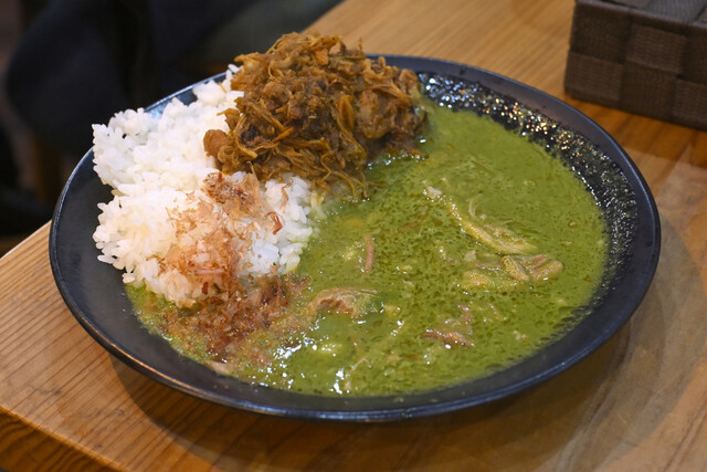 新時代のカツカレー「NEOジャパニーズカツカレー（ハーブグリーン