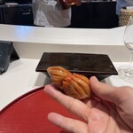 照寿司 - 豊前産巨大赤貝　