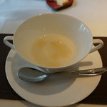 エルルカン・ビス - ランチコース「レーヨンズ」（3,500円税サ別）のスープ