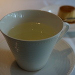 エルルカン・ビス - ランチコース「レーヨンズ」（3,500円税サ別）のハーブティー