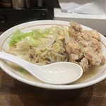 まるいわチャンポン - 唐揚げちゃんぽん