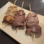 炭や酒 學 - 焼きとん -バラ、ハツ、タン-