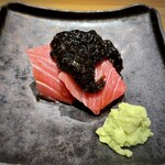 梯子 - 鮪の燻製醤油和え