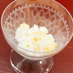 日本料理 久丹 - 箸休めの金柑のかき氷です