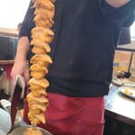 シュラスコレストランALEGRIA - 白身魚のスパイス焼き。女子に人気の一品です