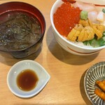 うにむらかみ 函館駅前店 - 