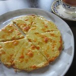 きっ茶 花々 - ハニーチーズピザ（うす生地）800円