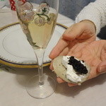 志蕎庵 江月 - そば粉でブリニを作ってサワークリームとキャビアとシャンパンの黄金セット