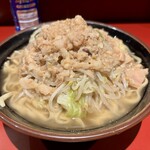ラーメン二郎 - 「豚1枚ラーメン」（950円）