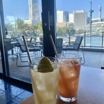 QUAYS pacific grill - 