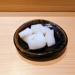 伊勢前寿し 神貫 - ガリ