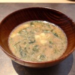 伊勢前寿し 神貫 - 魚の旨み凝縮のあおさお味噌汁