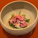 割烹 新多久 - ツキノワグマサラダ