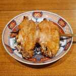 ワインと炭火串焼 銀座 荻 - ☆比内地鶏手羽先(#^.^#)☆