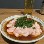 魚屋 Circus - 唐辛子は韓国唐辛子との事。そんなに辛くは無く、赤色の鮮やかさで使用しているらしい。私も大好き！