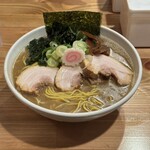 自家製麺 麺や 六等星 - 