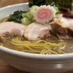 自家製麺 麺や 六等星 - 