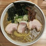 自家製麺 麺や 六等星 - 
