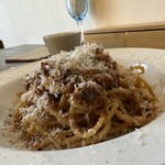 パスタ食堂 mano - 雪山ボロネーゼパスタ
　〜パルミジャーノ、グラナパダーチーズ～