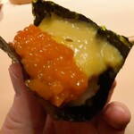 くるますし - 渡り蟹と、渡り蟹の内子。