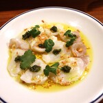 Hachihare - 真ダコのカルパッチョ　～山椒とアツアツガーリックオイルがけ～