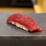神楽坂 鮨 弥栄 - 大間のマグロ