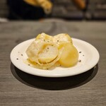 欧風居酒屋バル･アミューズ - とろっとした濃厚チーズとメークイン