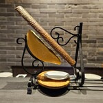 欧風居酒屋バル･アミューズ - ■花畑牧場の濃厚ラクレットチーズ