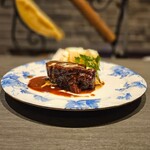 欧風居酒屋バル･アミューズ - ■十勝牛のトロトロ牛タンシチュー《バケット付き》