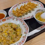 餃子の王将 - 料理写真: