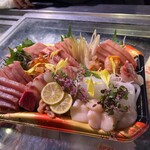 魚一 - 刺身盛り合わせ