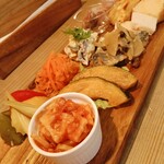 伊酒場ジラソーレ  - 名物!!前菜盛り合わせ¥3800