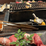 炭火焼肉 金の肉人 - 