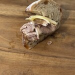 PATISSERIE ASAKO IWAYANAGI - 肉厚な自家製ハム