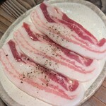 天城黒豚の店 橋本ホルモン - 