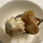 龍天楼 - お豆腐とタイラギ貝と豆豉ベースのソースが美味しい。